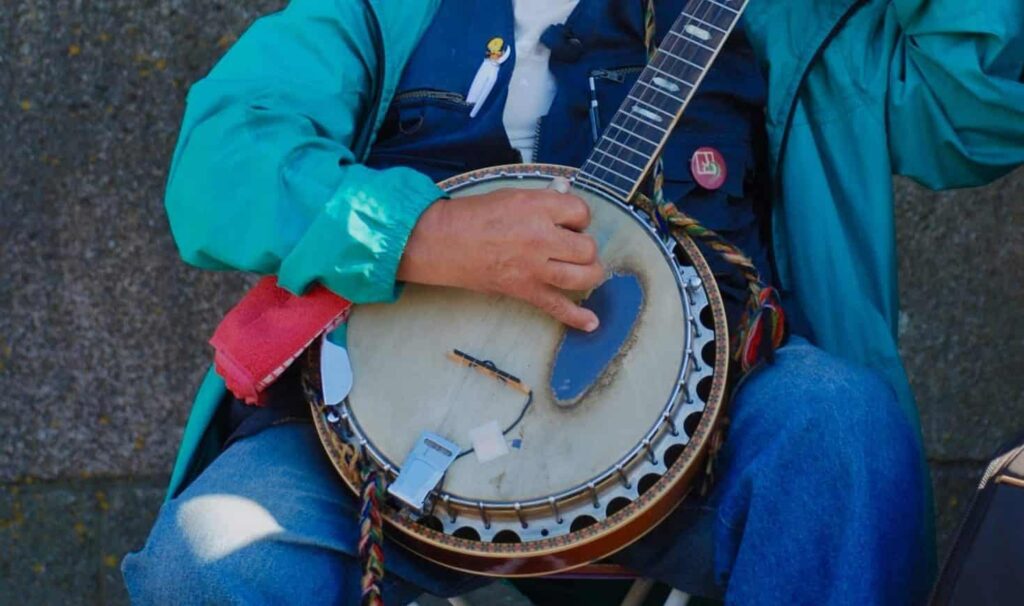 밴조에 대한 꿈 | 꿈의 의미와 해석