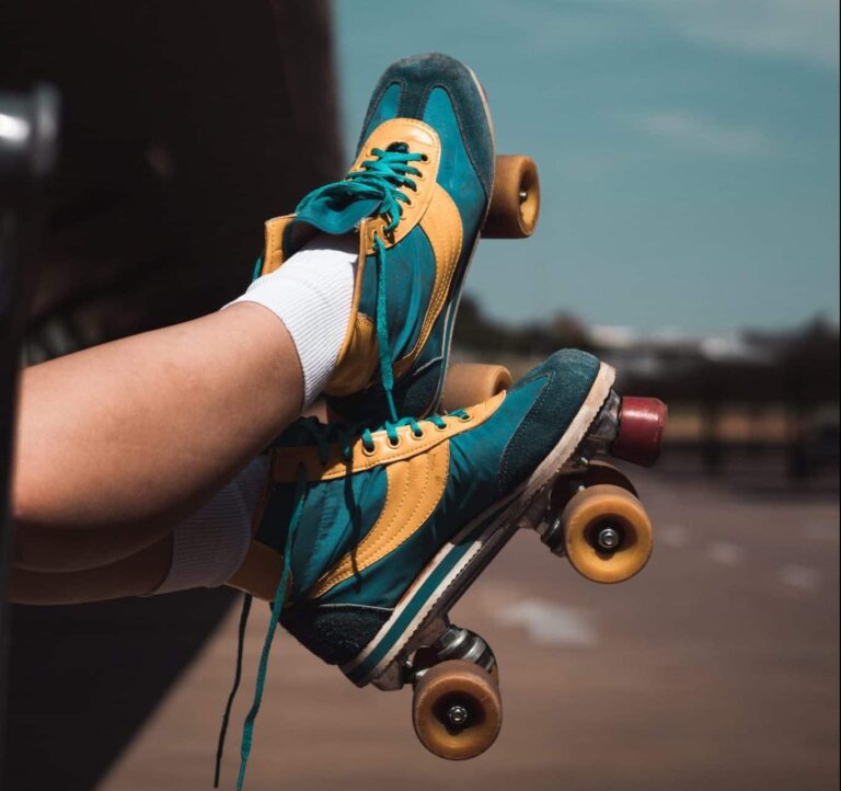 Mimpi tentang sepatu roda 2 | Arti dan makna mimpi